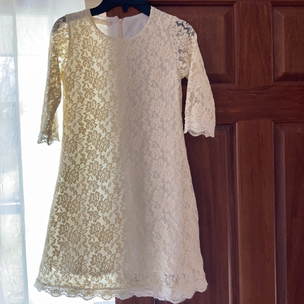 Matching Girls’ Dresses: Med & Small available